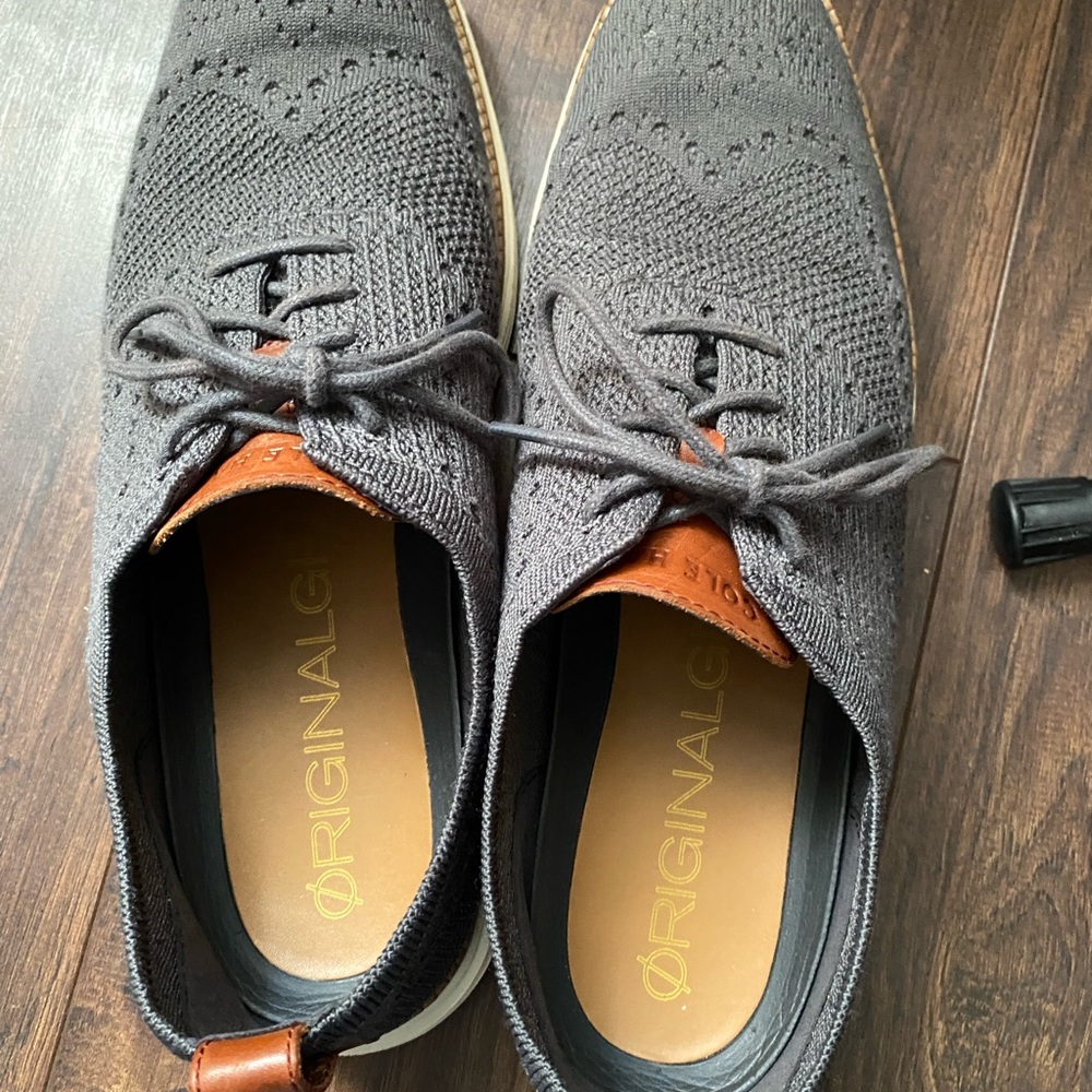 Cole Haan Dark Gray Knit Lace-Up Oxfords with Tan Leather Accents Original Grand